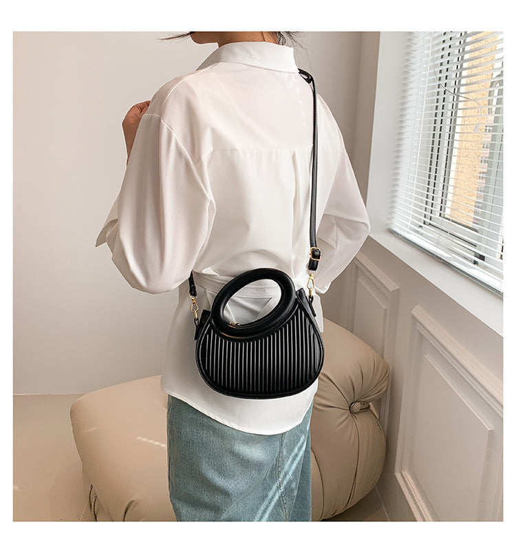 Fashionable Casual Messenger Bag