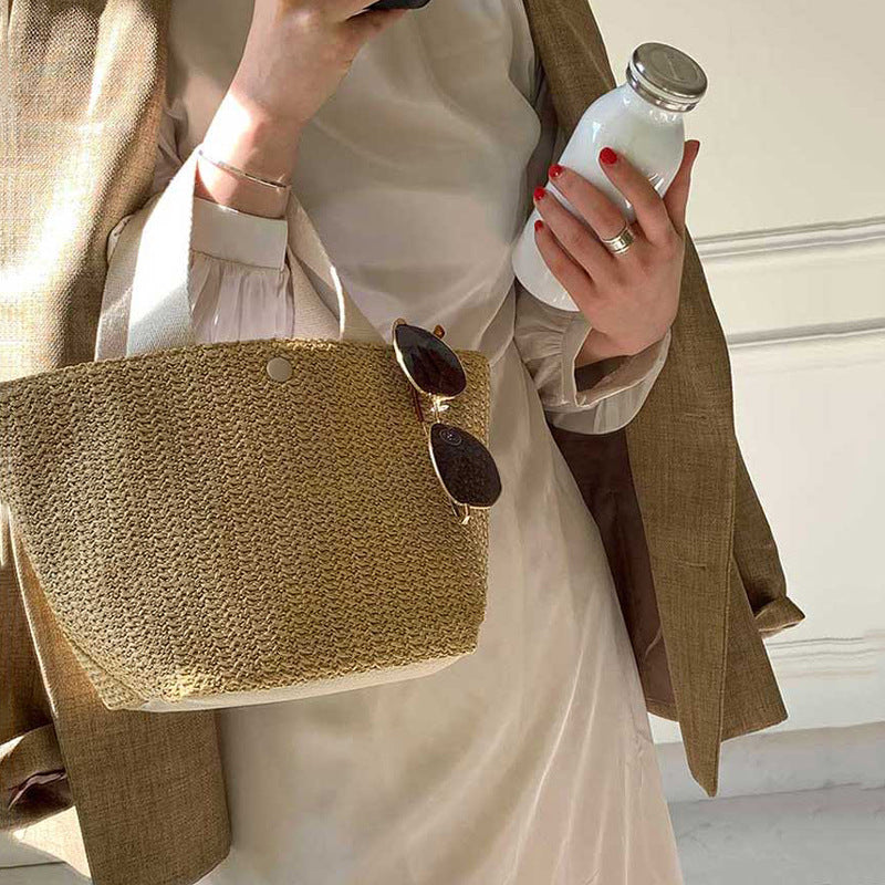 Rattan Bucket Handbag*